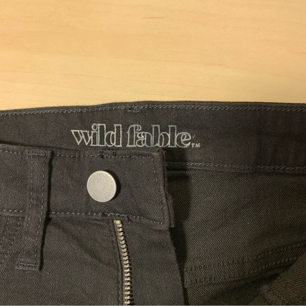 🌸 Black high rise denim booty shorts Wild Fable Small - Picture 2 of 7
